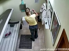 Cô gái tóc vàng babe rimjob blowjob đi fim set han quoc văng cởi quần áo